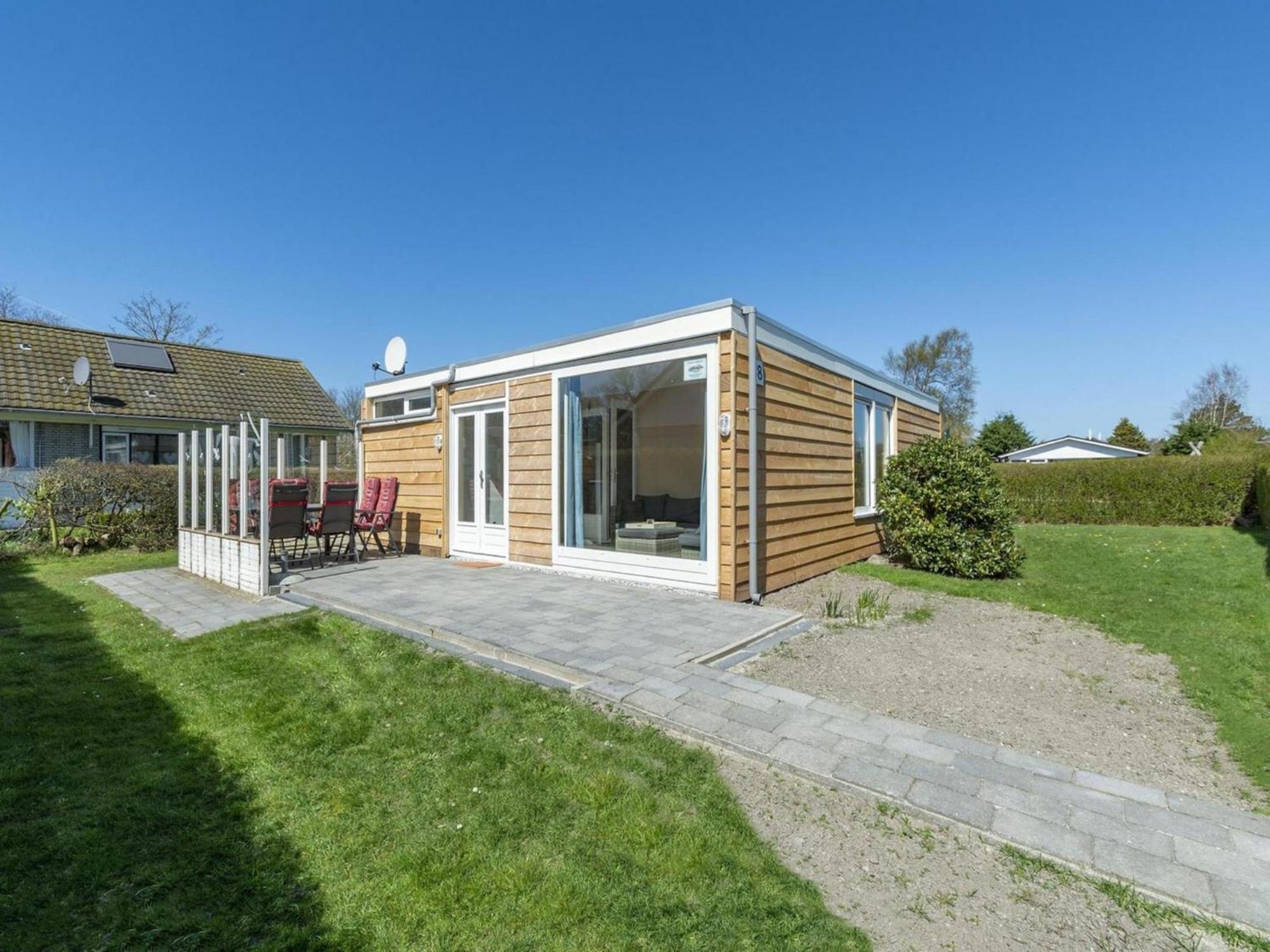 Marvelous Bungalow Near Sandy Beach ユリアーナドルプ エクステリア 写真